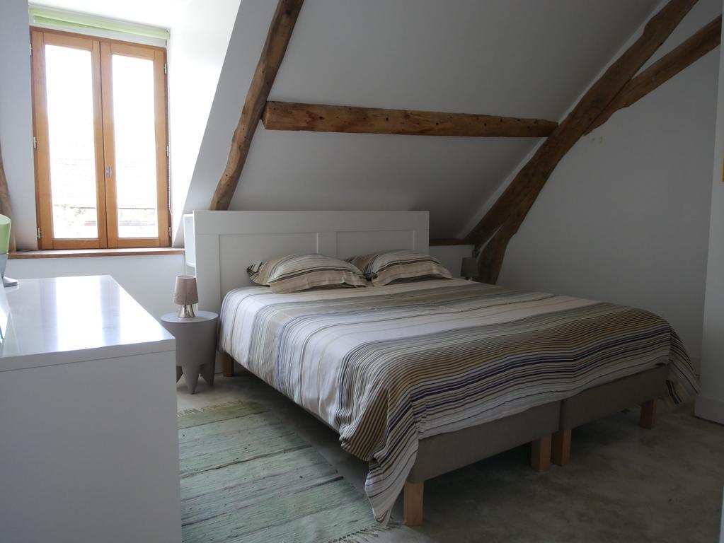 Gites De La Grande Ferme Avernes Экстерьер фото